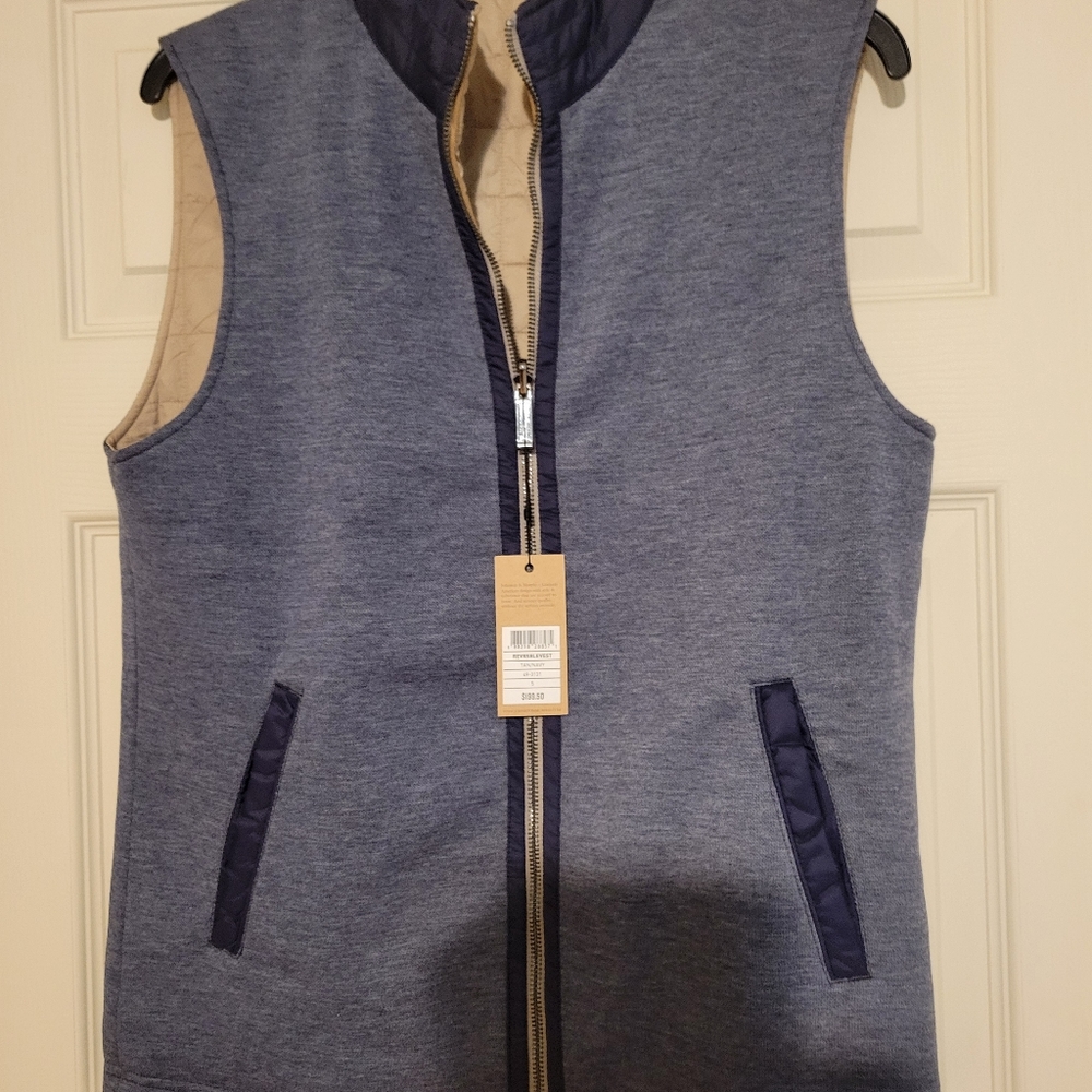Men's reversible Johnston & Murphy Vest.